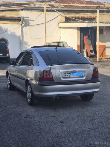 Opel Vectra 1998, 420,000 km - 1.8 l - Bakı