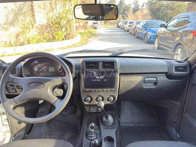 LADA (VAZ) Niva 2024, 27,000 km - 1.7 l - Bakı