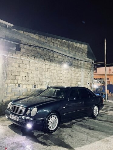 Mercedes E 280 1997, 422,000 km - 2.8 l - Bakı