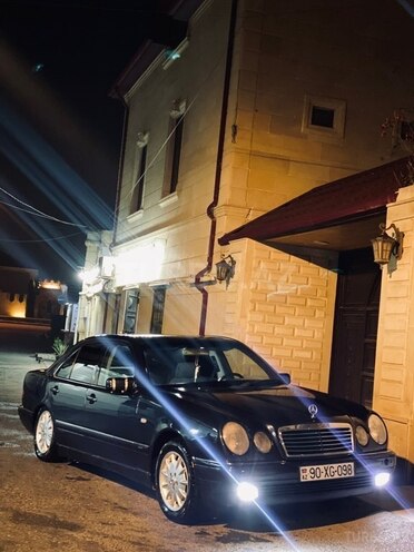 Mercedes E 280 1997, 422,000 km - 2.8 l - Bakı