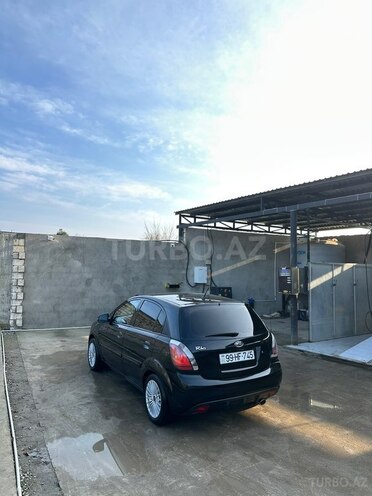 Kia Rio-6