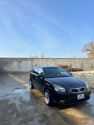 Kia Rio-8