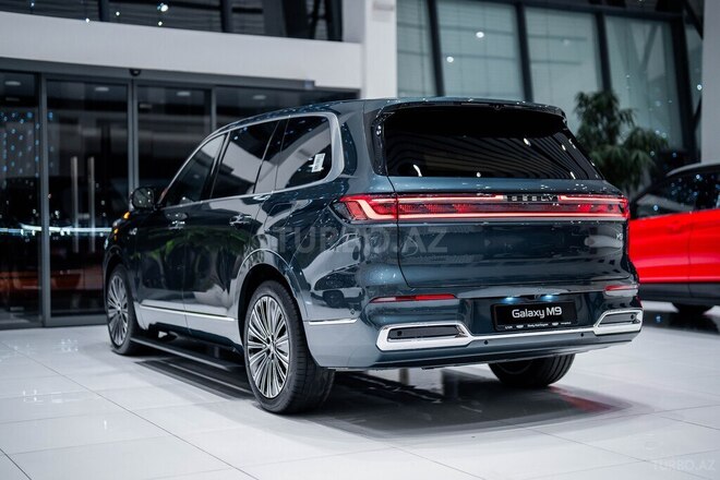 Geely Galaxy M9-6