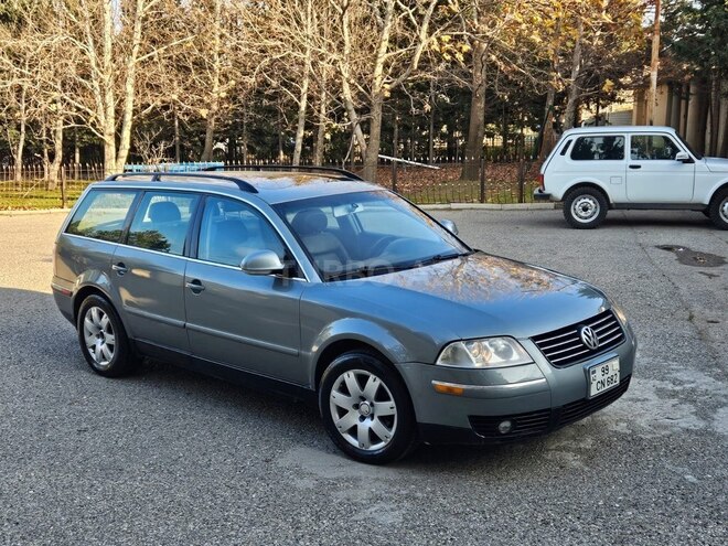 Volkswagen Passat 2004, 218,000 km - 1.8 l - Sumqayıt