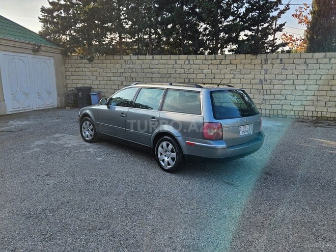 Volkswagen Passat 2004, 218,000 km - 1.8 l - Sumqayıt