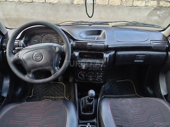 Opel Astra 1996, 300,000 km - 1.6 l - Sumqayıt