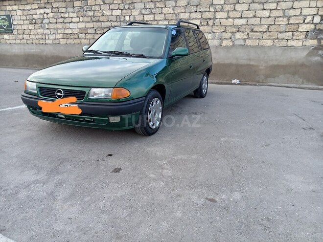 Opel Astra 1996, 300,000 km - 1.6 l - Sumqayıt
