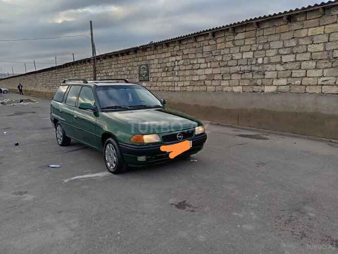 Opel Astra 1996, 300,000 km - 1.6 l - Sumqayıt