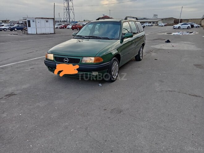 Opel Astra 1996, 300,000 km - 1.6 l - Sumqayıt