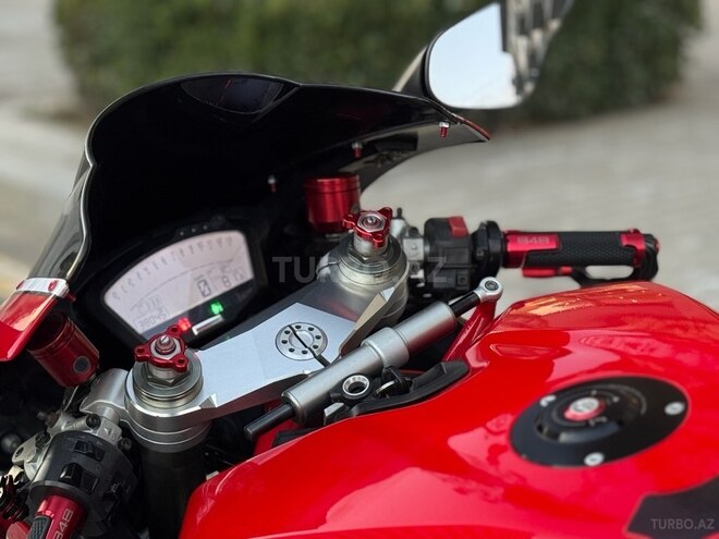 Ducati  2012, 37,000 km - 0.9 l - Bakı