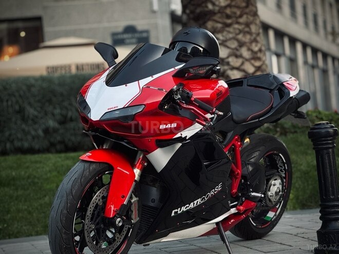 Ducati  2012, 37,000 km - 0.9 l - Bakı