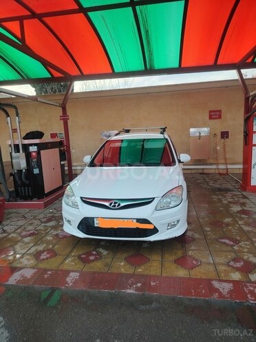 Hyundai i30 2010, 225,400 km - 1.6 л - Gəncə