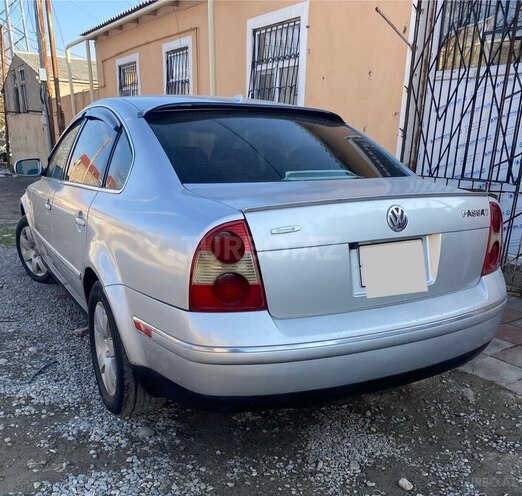 Volkswagen Passat 2001, 300,000 km - 1.8 l - Bakı