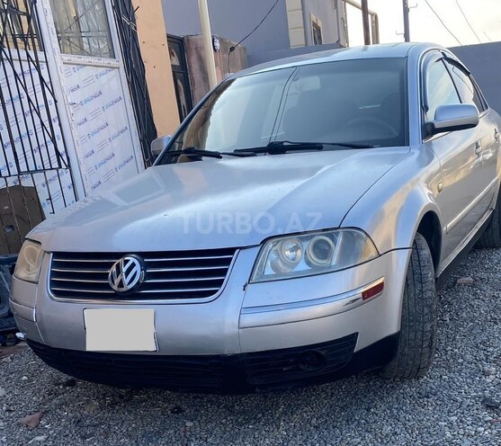 Volkswagen Passat 2001, 300,000 km - 1.8 l - Bakı