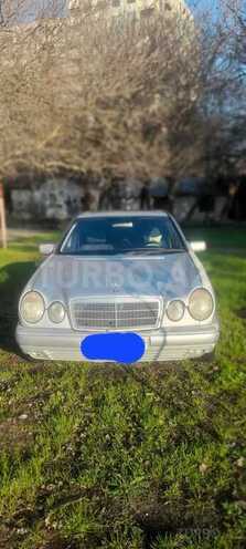 Mercedes E 220 1999, 440,000 km - 2.2 l - Bakı