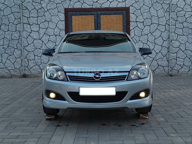 Opel Astra 2007, 360,000 km - 1.3 l - Saatlı
