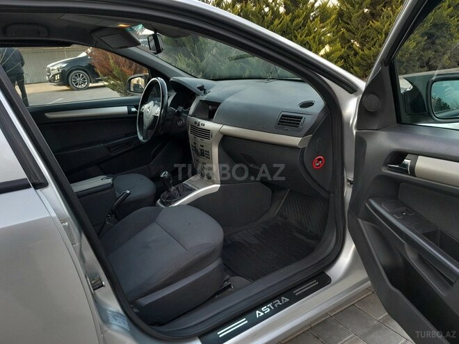 Opel Astra 2007, 360,000 km - 1.3 l - Saatlı