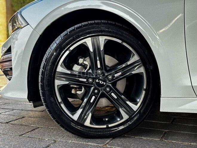 Kia K5-19