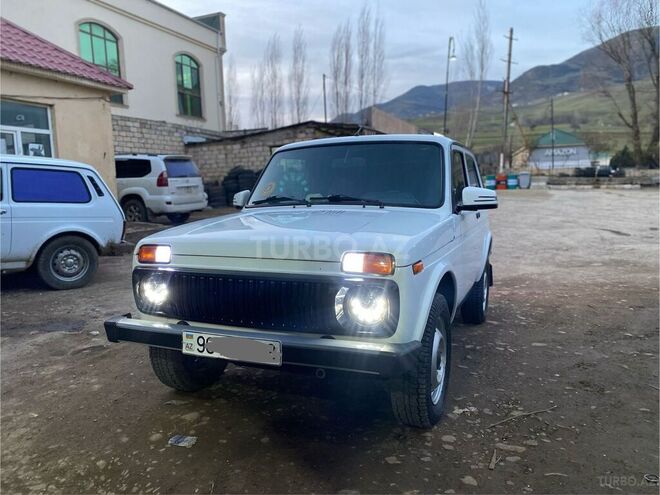 LADA (VAZ) Niva 2011, 151,000 km - 1.7 l - Yardımlı