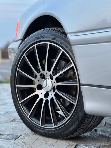 Mercedes C 230 1999, 205,000 km - 2.3 л - Sabirabad