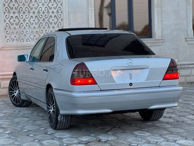 Mercedes C 230 1999, 205,000 km - 2.3 л - Sabirabad