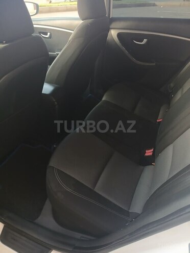 Hyundai i30 2015, 295,000 km - 1.6 л - Bakı