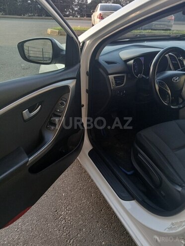 Hyundai i30 2015, 295,000 km - 1.6 л - Bakı