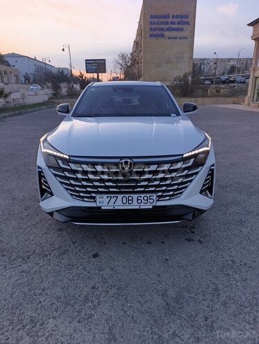 Changan  2025, 300 km - 1.5 l - Bakı