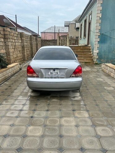Nissan Sunny 2005, 377,335 km - 1.6 l - Bakı