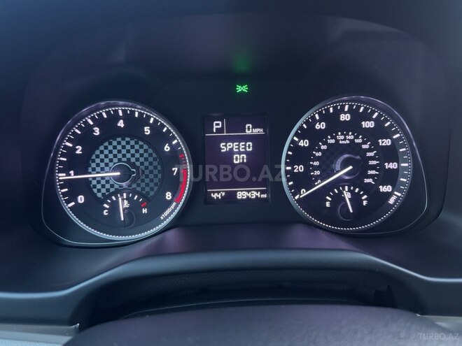Hyundai Elantra-10