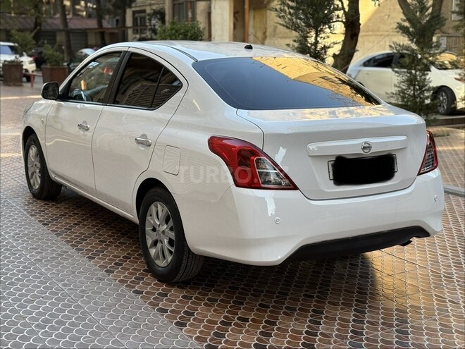Nissan Sunny 2014, 194,000 km - 1.5 л - Bakı