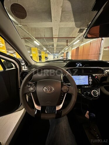 Toyota Aqua 2018, 120,000 km - 1.5 l - Gəncə