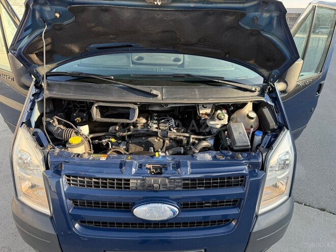 Ford Transit 2008, 242,000 km - 2.4 л - Bakı