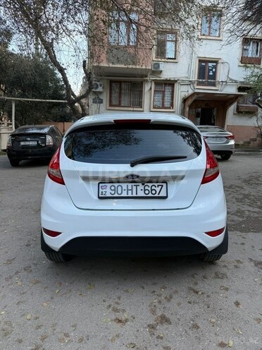 Ford Fiesta-4