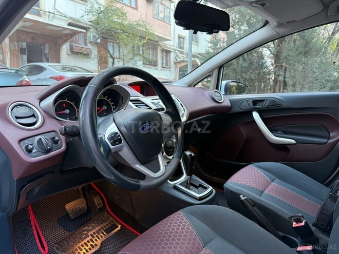Ford Fiesta-6