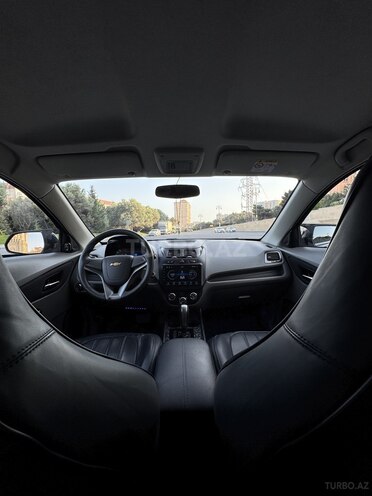 Chevrolet Cobalt-15