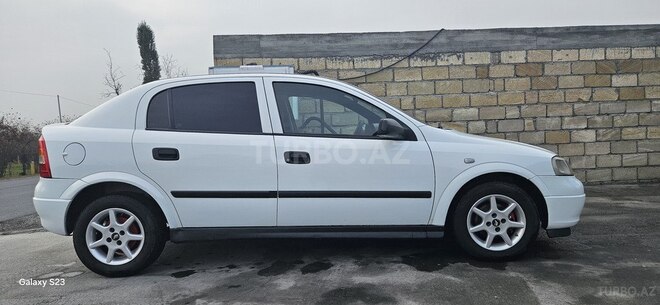Opel Astra 2005, 235,000 km - 1.4 l - Zaqatala