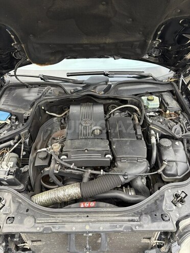 Mercedes E 200 2006, 240,000 km - 1.8 l - Bakı