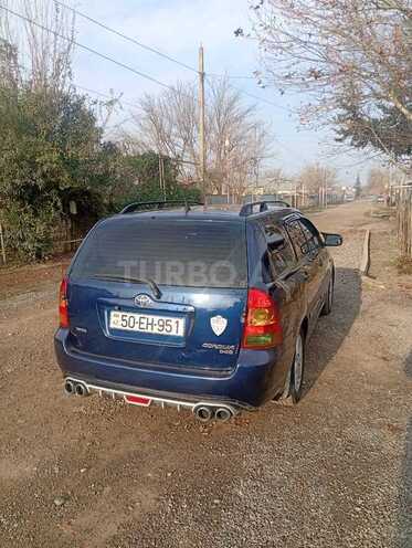Toyota Corolla 2006, 364,000 km - 1.4 l - İmişli