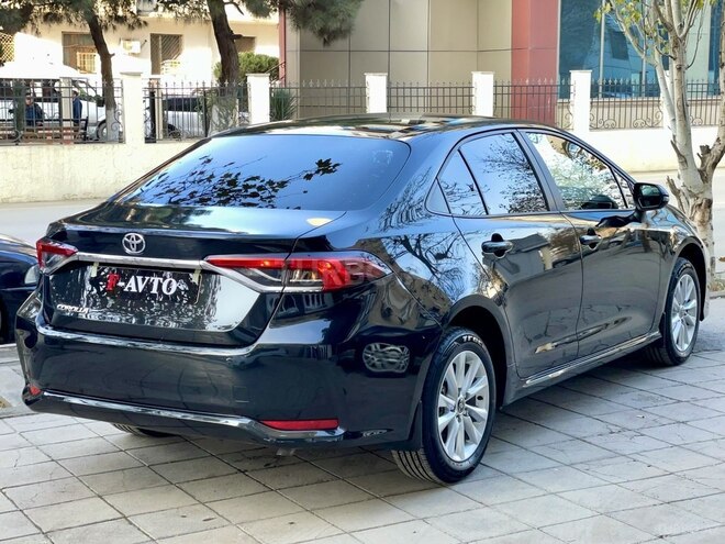 Toyota Corolla 2020, 70,000 km - 1.6 л - Bakı