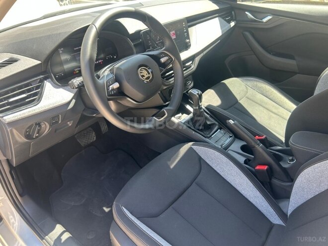 Skoda Kamiq 2024, 27,500 km - 1.0 l - Bakı