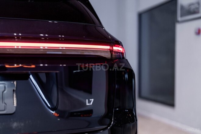 Li Auto L7-13
