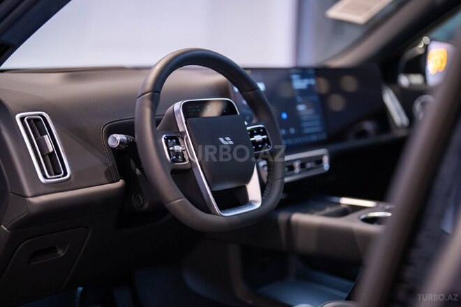 Li Auto L7-16