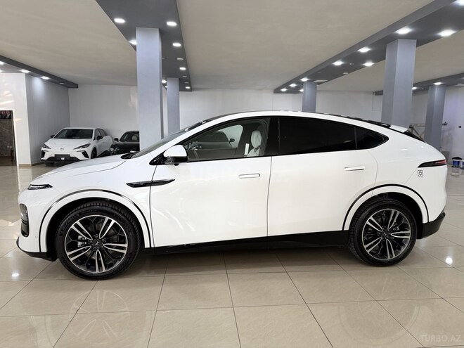 XPeng G6-5