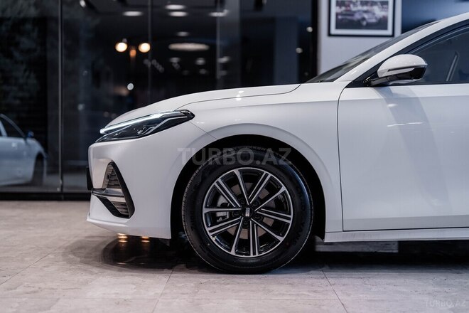 Geely Galaxy A7-2