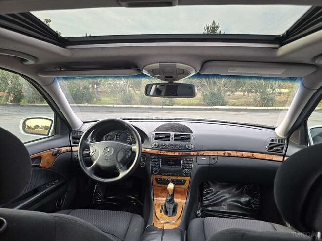 Mercedes E 240 2002, 216,400 km - 2.6 l - Bakı