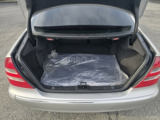 Mercedes E 240 2002, 216,400 km - 2.6 l - Bakı