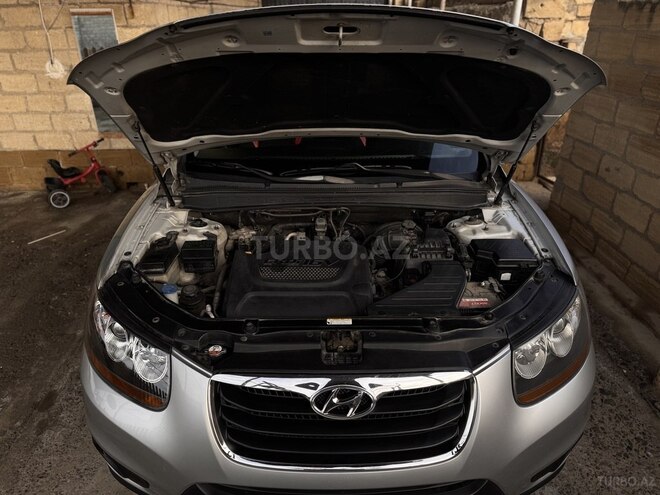 Hyundai Santa Fe 2009, 219,500 km - 2.0 л - Bakı