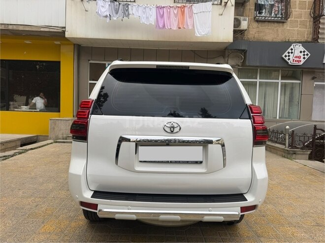 Toyota Land Cruiser Prado 2010, 210,000 km - 2.7 л - Bakı