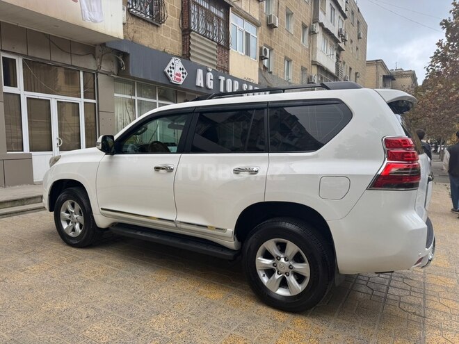 Toyota Land Cruiser Prado 2010, 210,000 km - 2.7 л - Bakı
